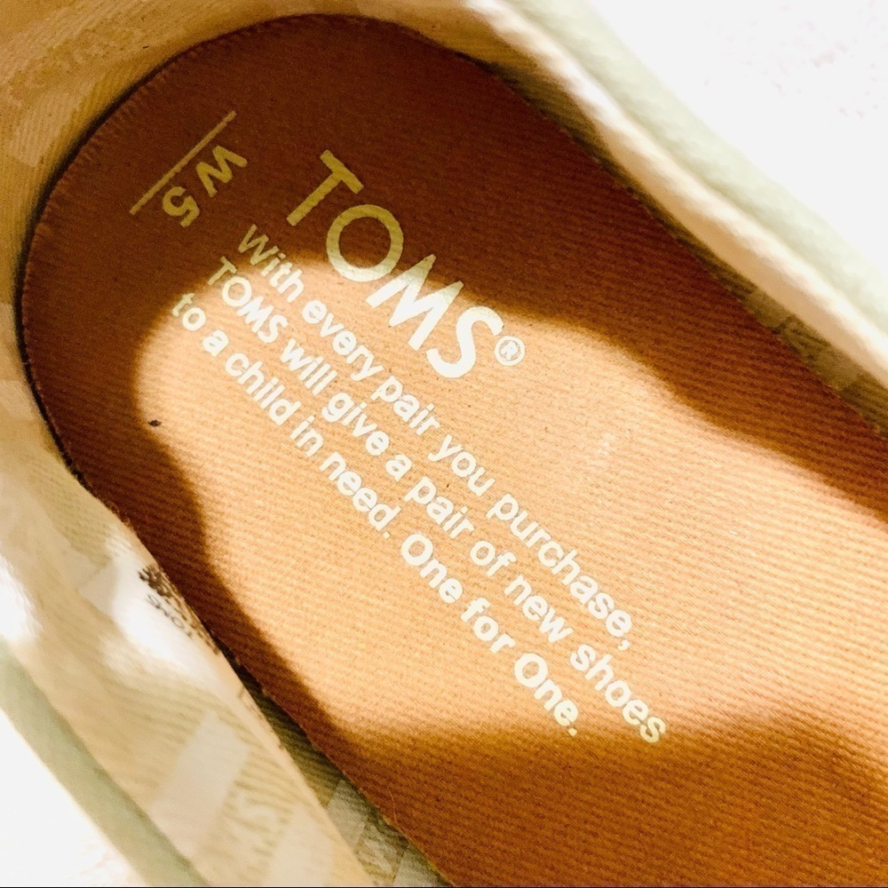 TOMS Women Classics Natural Light Mint Canvas Original size 5 - Picture 7 of 8
